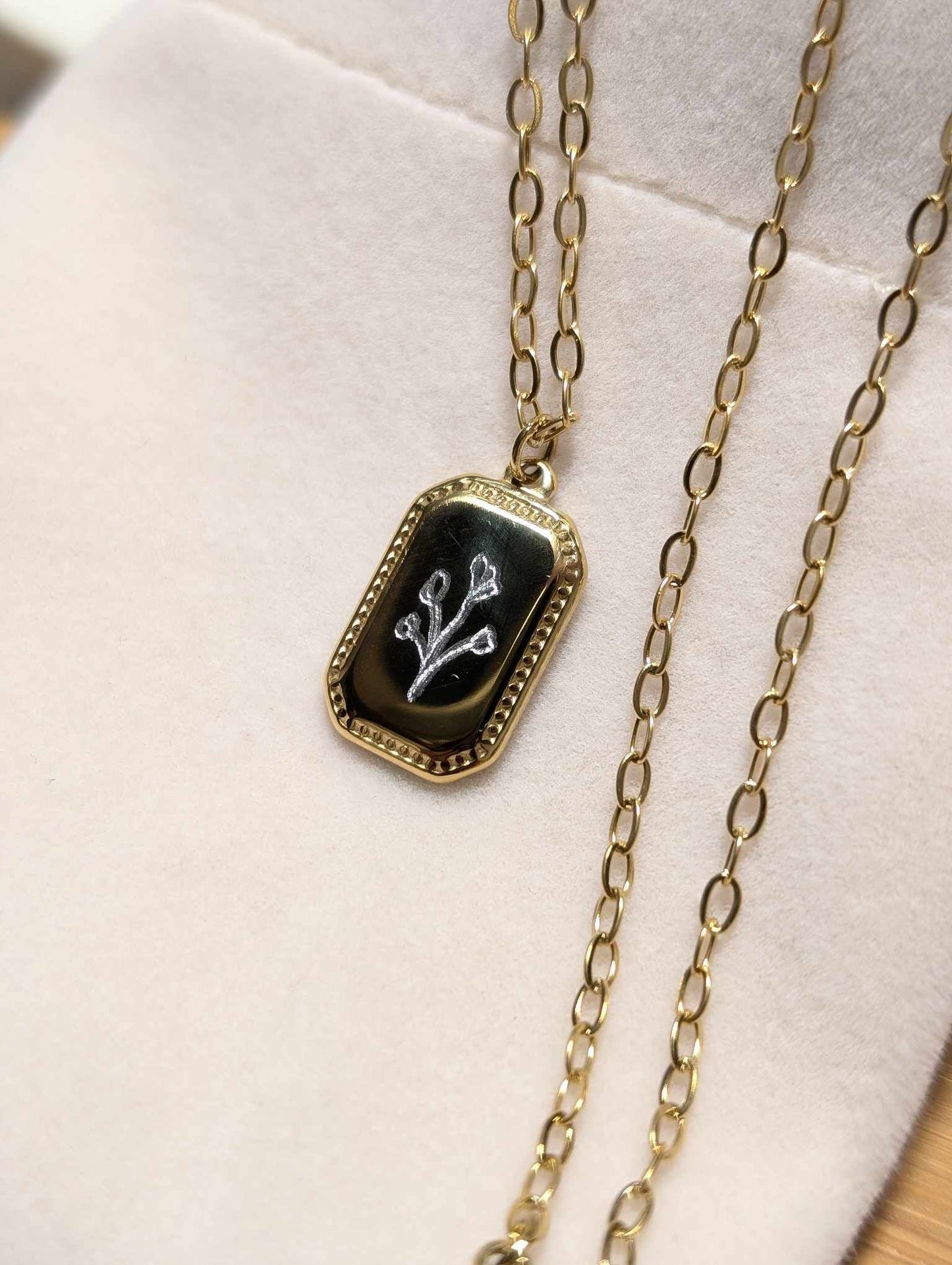 Hand Engraved Floral Gold Necklace