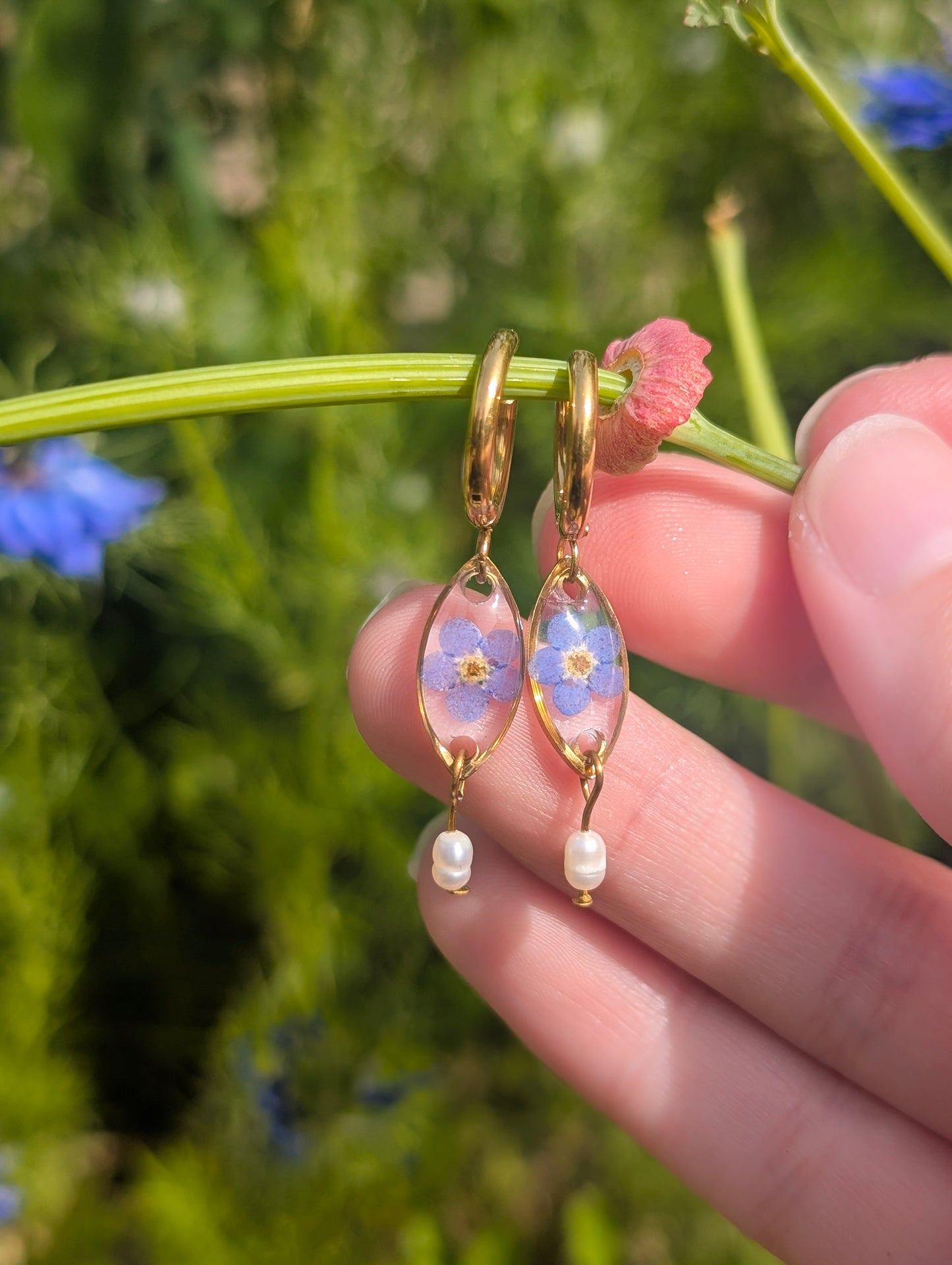 Forget Me Not & Pearl | Gold Plated Stainless Steel Earrings