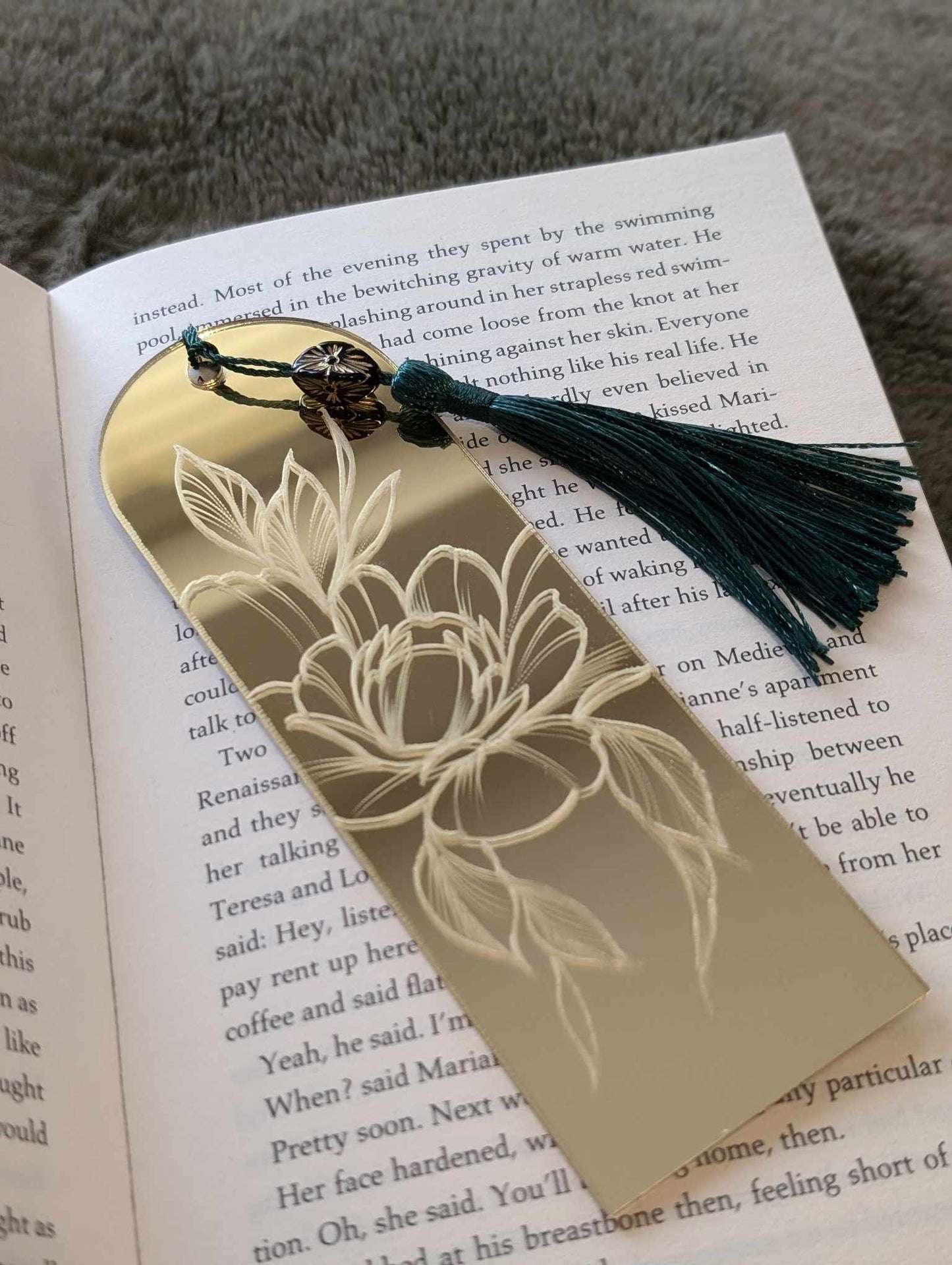Acrylic Gold Mirror Bookmark