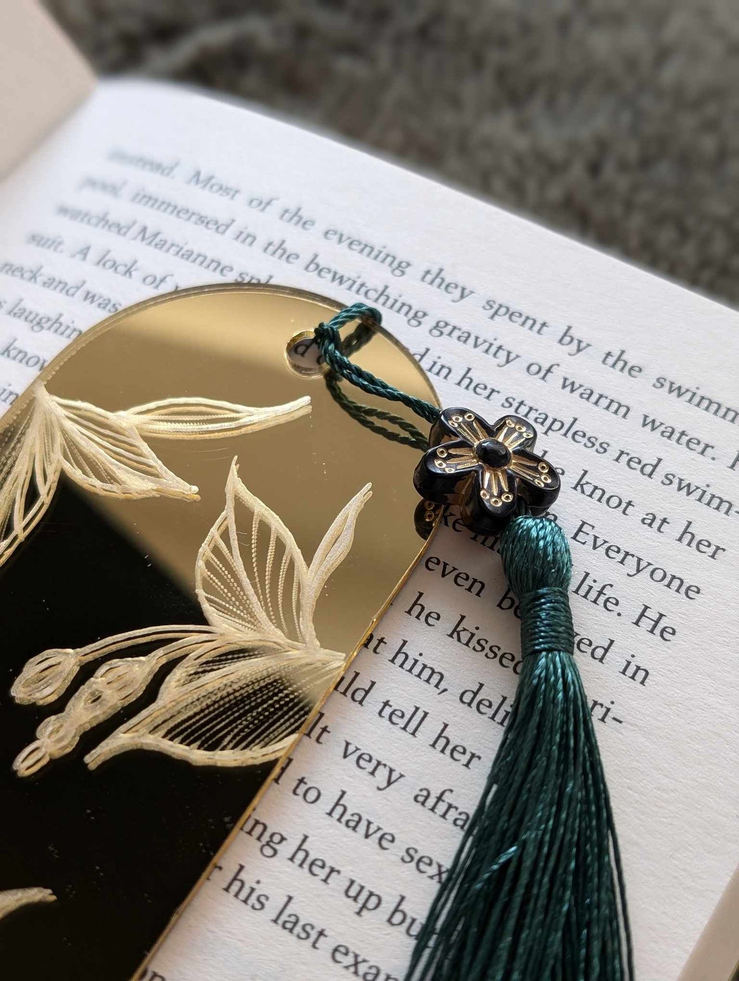 Acrylic Gold Mirror Bookmark
