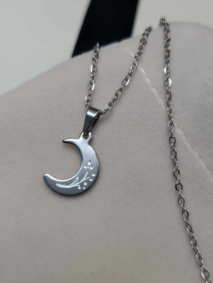 Hand Engraved Floral Moon Silver Necklace