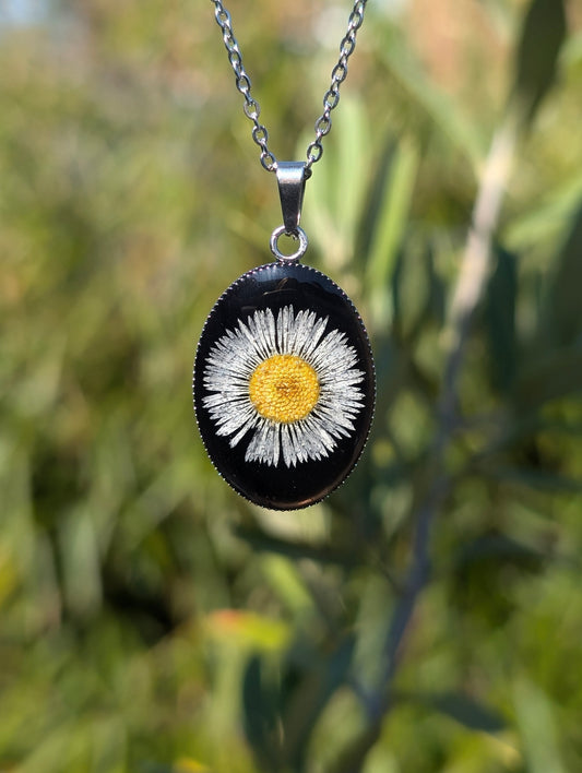 Midnight Daisy Silver Necklace