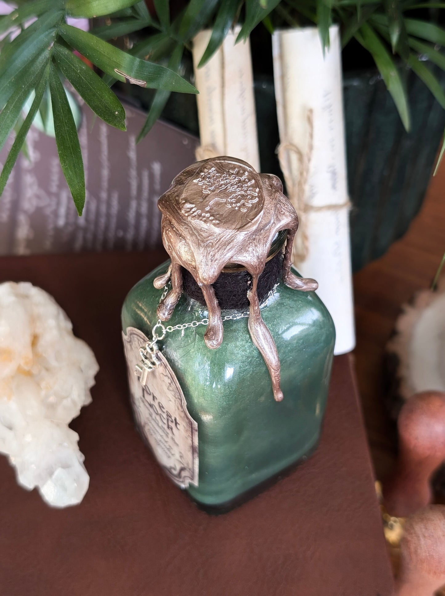 Forest Lock | Colour Changing | Decorative Potion Bottle