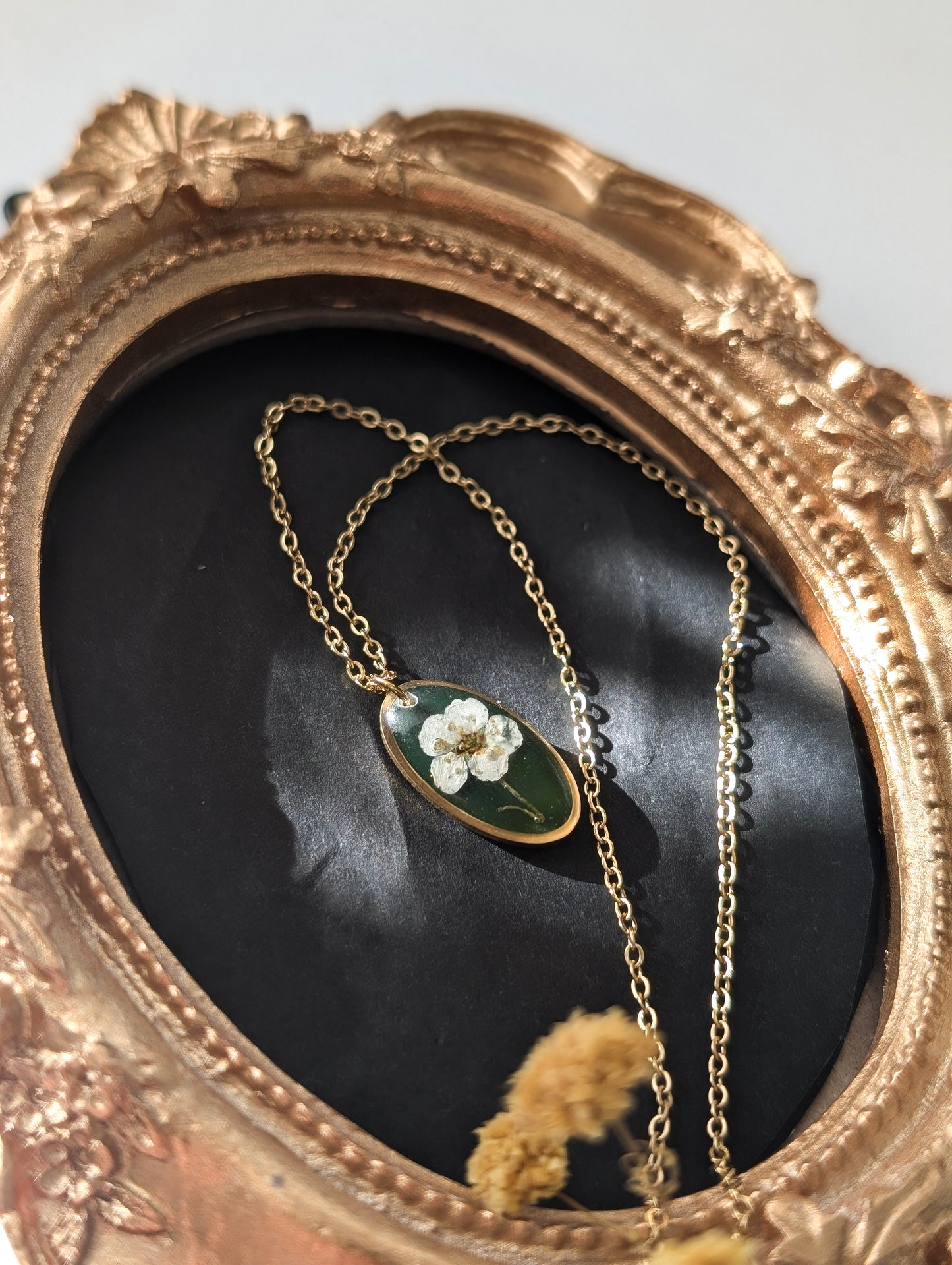 Green & White Floral | Delicate Oval Stainless Steel Necklace