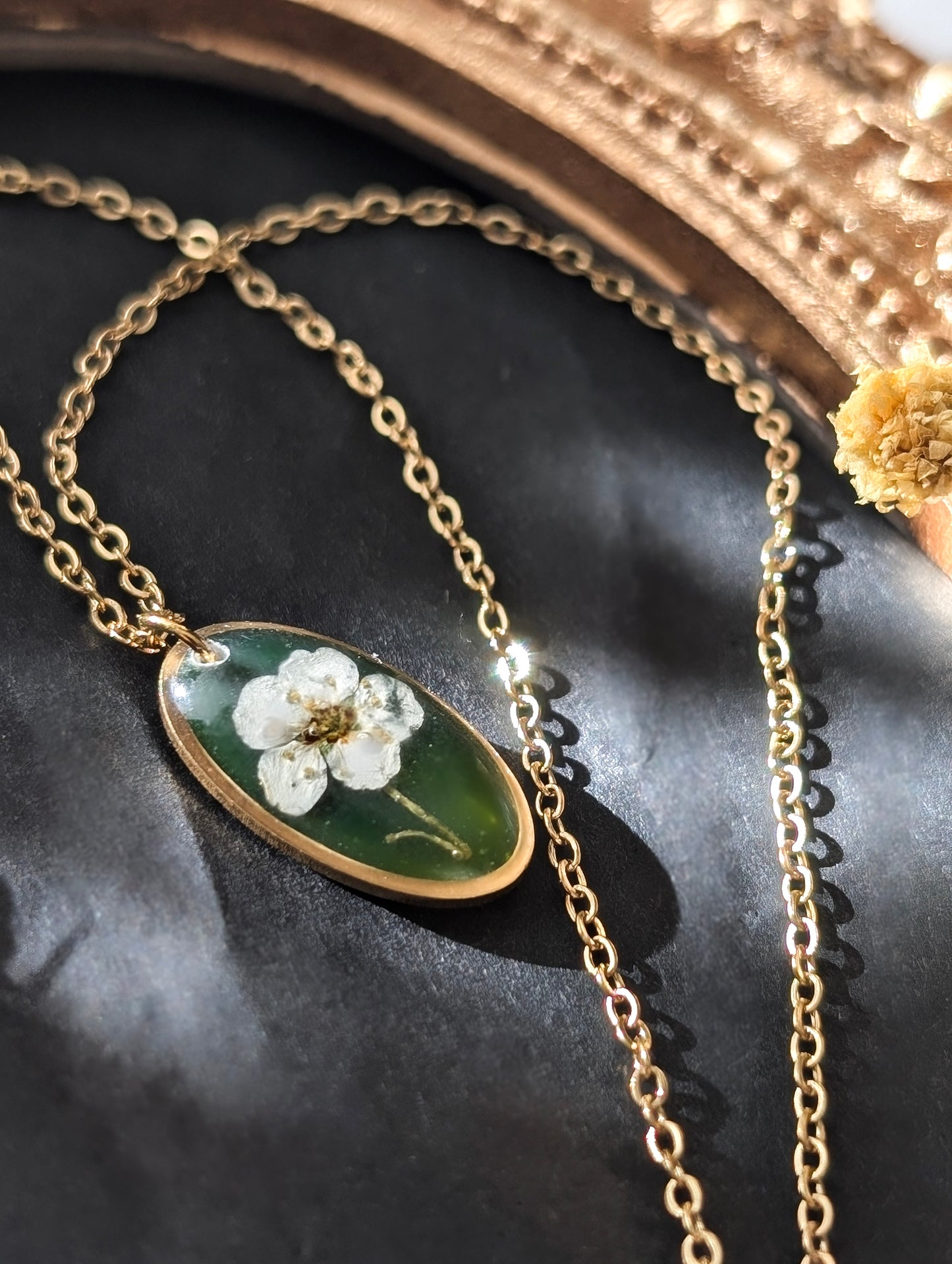 Green & White Floral | Delicate Oval Stainless Steel Necklace
