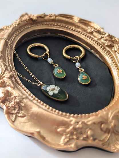 Vintage Garden  | Gold Plated Stainless Steel Hoop Earrings