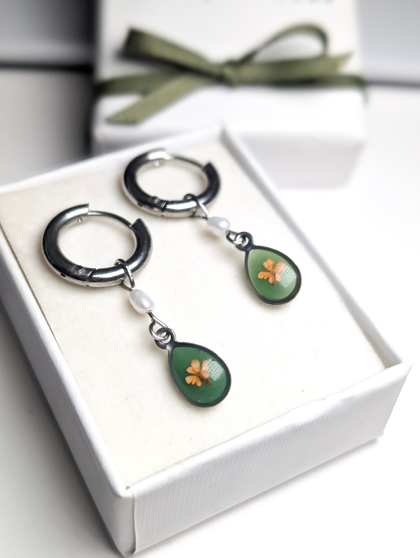 Vintage Garden  |  Stainless Steel Hoop Earrings