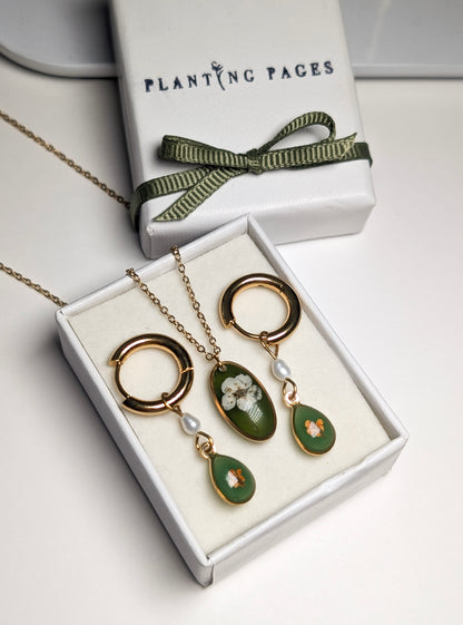 Vintage Garden Hoop Earrings | Green & White Floral Necklace Jewellery Set | Stainless Steel