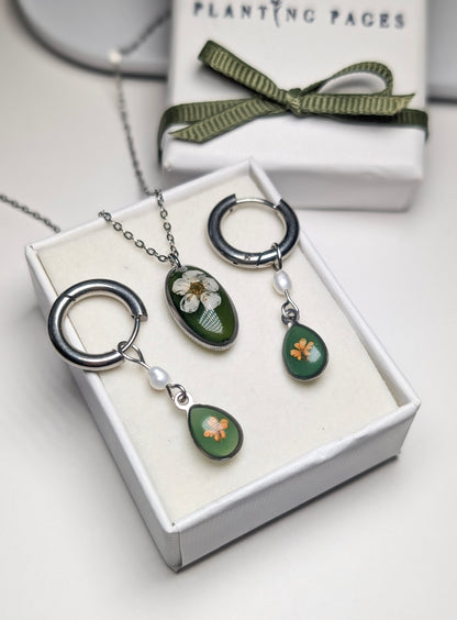 Vintage Garden Hoop Earrings | Green & White Floral Necklace Jewellery Set | Stainless Steel