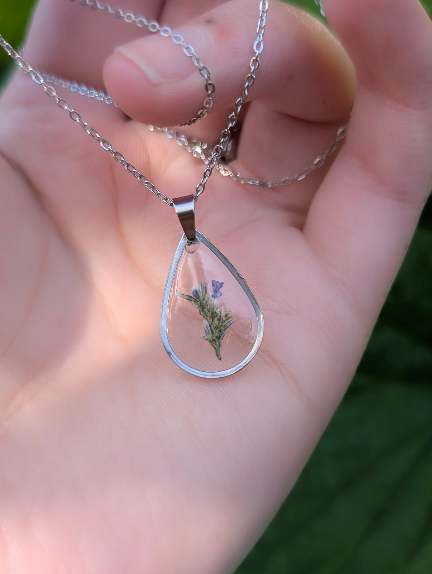 Teardrop Lovers Grass | Original Flora Necklace